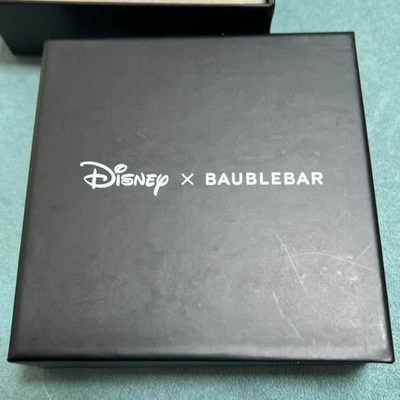 Disney X BaubleBar Mickey Mouse Silhouette Head Earrings Wire Hoop Outli… - Picture 4 of 5